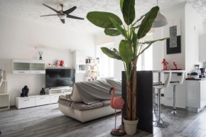 Black and White Tropical Apartment near MUDEC